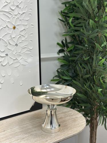 صحن تقديم فضي