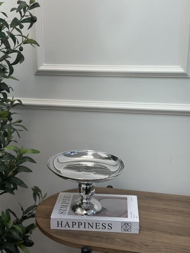 صحن تقديم فضي