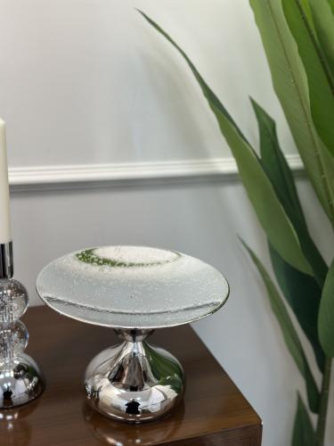 صحن تقديم فضي