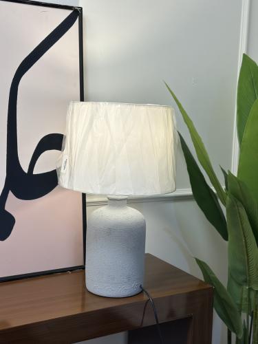 ابجورة طاولة رخام