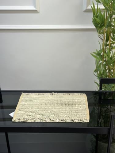 لباد مستطيل بيج