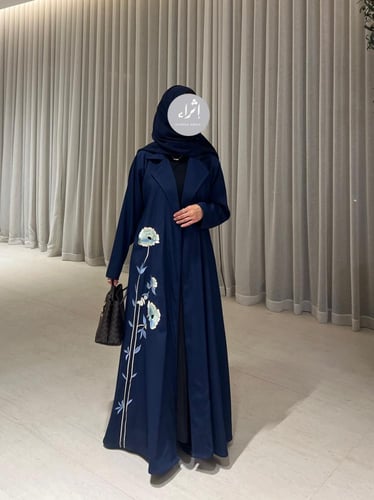 عباية بتطريز