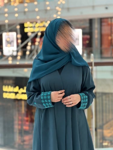 عباية حرير مغسول مع شك يدوي