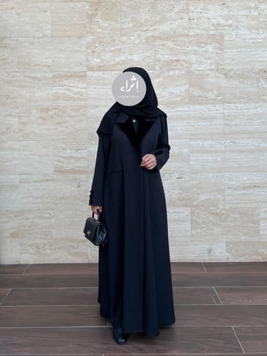 عباية كريب x مخمل اسود