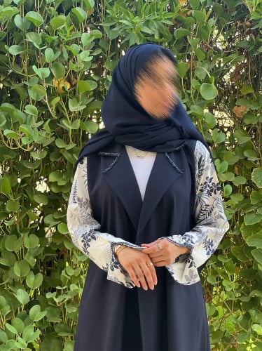 عباية كريب تايواني باكمام لينن شك