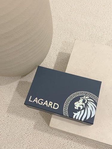 شماغ LAGARD