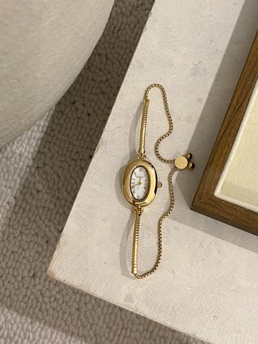 ساعة نسائية