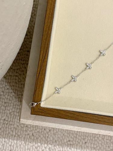 سوارة نسائية