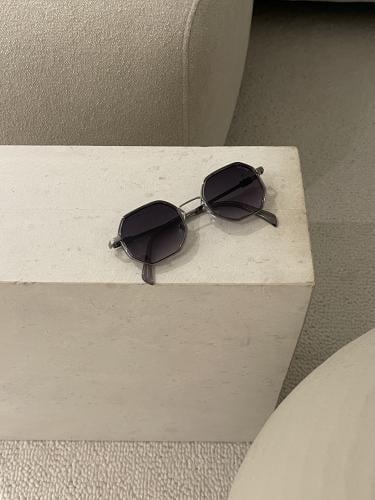 نظارة CELINE 38