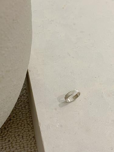 دبلة فضة عيار 925