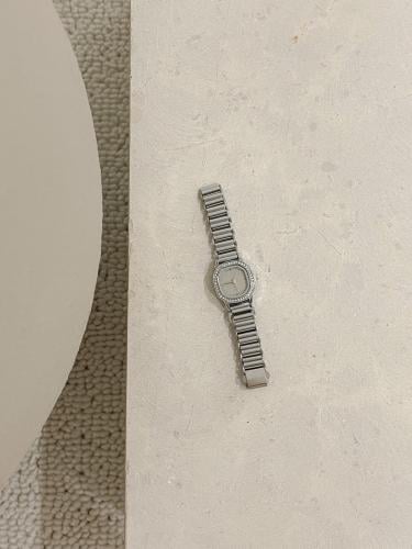 ساعة نسائية