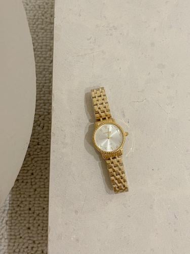 ساعة نسائية