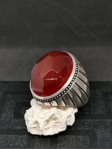 خاتم الفضة بحجر عقيق خرساني ايراني أحمر مترش بصياغ...