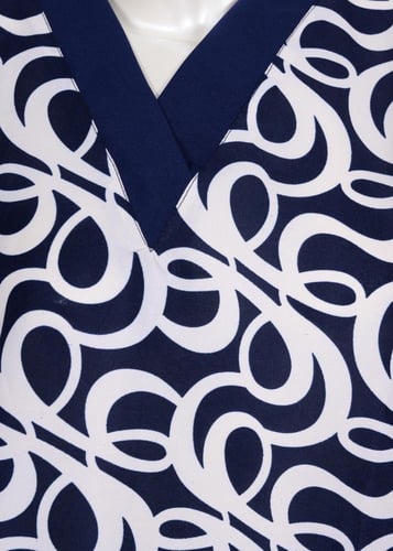 زي عاملات منزلية قطعتين بتصميم مودرن