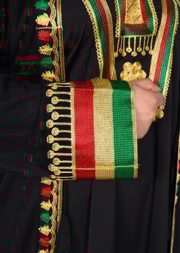 جلابية يوم التأسيس التراثية ثوب نشل أسود بتطريز مل...