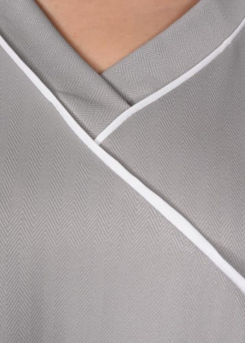 زي عاملات ساده مريح