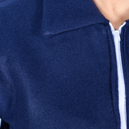 زي عاملة شتوي بطانية