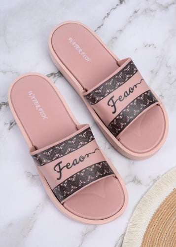 سليبر منزلي للعاملات مريح