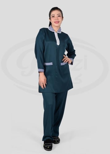 زي عاملات شتوي بياقة كاروهات