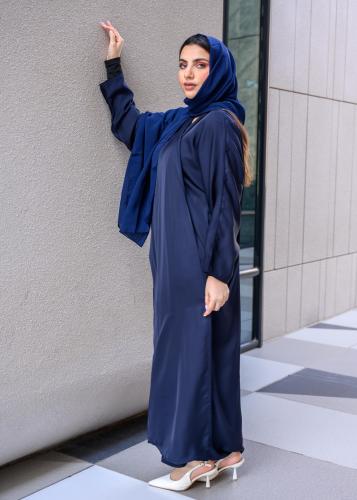 عبايه كريب ساده لف ملونة مع طرحة كحلي