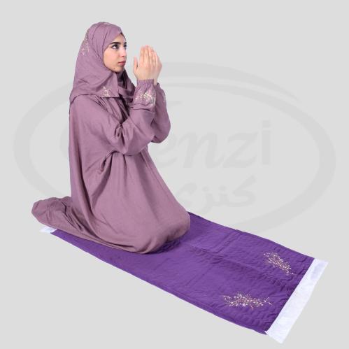 طقم سجادة صلاة وشرشف بربطة بنفسجي