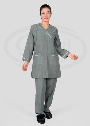 يوتيفورم مريح شتوي للعاملات بياقة V