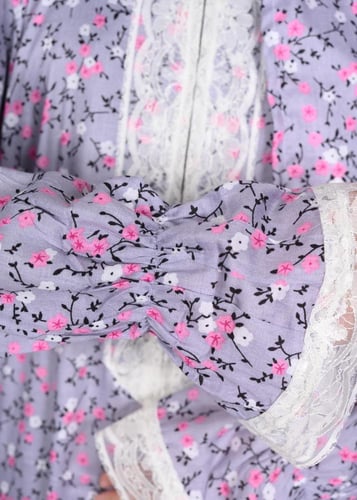 شرشف صلاة بسحاب واطراف دانتيل