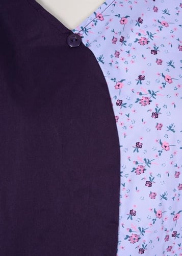 طقم زي موحد مع نقشة أزهار