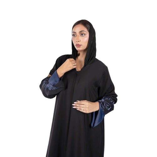 عباية كلوش كريب انترنت بكم مفتوح مطرز ومبطن بالكحل...