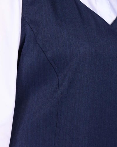 طقم مريول مدرسي ثانوي كحلي مخطط للبنات بقصة V مع ق...