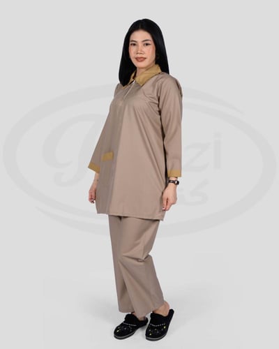 طقم بدلة عامله بسحاب ملون مريح