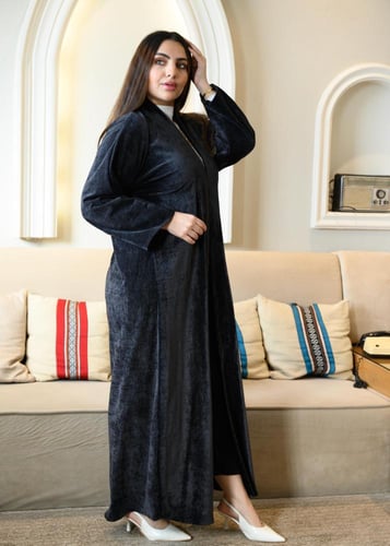 عباية لف كلاسيك مخمل رمادي سادة