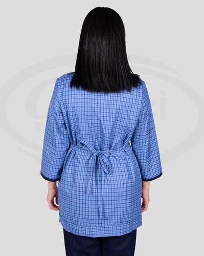 يونيفورم عاملة منزلية بنمط كاروهات