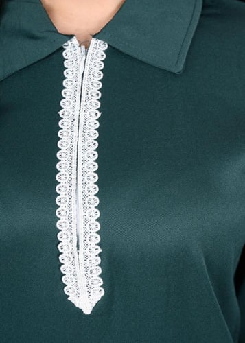 يونيفورم شتوي للعاملات بدانتيل أبيض ناعم