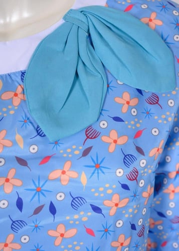 طقم يونيفروم مشجر بفيونكة جانبية