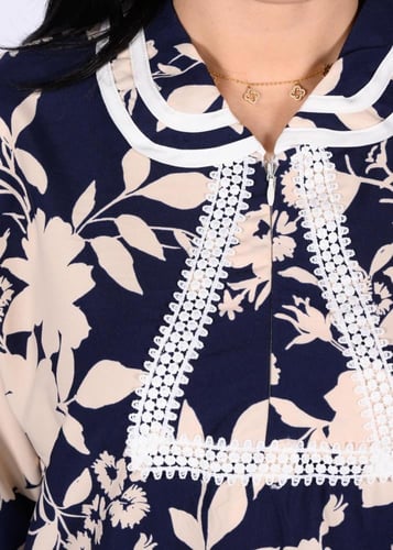 طقم منزلي أنيق يتميز بتصميم مريح وعصري