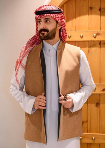 سديري جوخ أنيق دبل فيس لون رمادي غامق وجملي