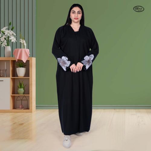 عباية كتان نسائية سوداء بتطريز ورده كبيرة على الأك...