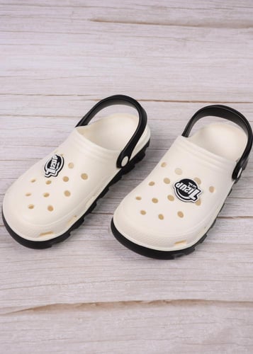 سليبر كروكس مريح بتصميم عصري