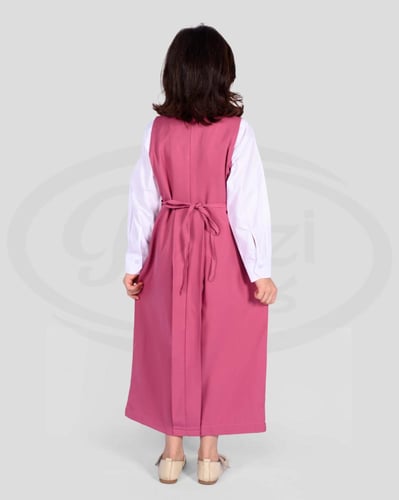 طقم مريول ابتدائي بناتي وردي أنيق مع قميص أبيض