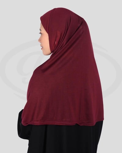 حجاب عاملة المنزل بالوان متعددة