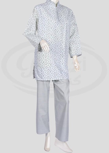 زي عاملات مشجر جامبو