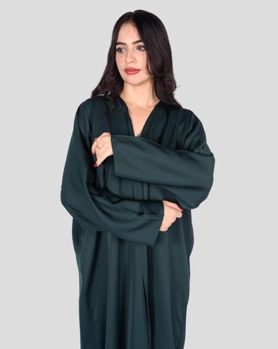 عبايه كريب لف ملونة باللون الأخضر مع طرحة
