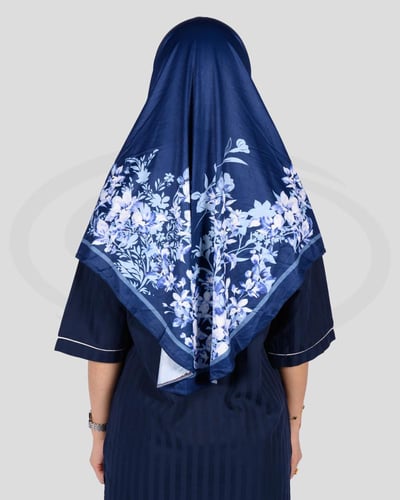 حجاب عاملات منزلية بطابع ورد