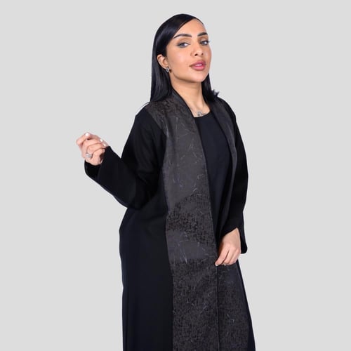 عباية انترنت سوداء مميزة مع تدخيلة قماش جاكار من ا...