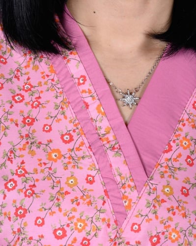 زي عاملة مريح بألوان زاهية