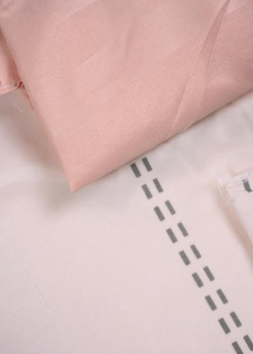 بكج اطقم صلاة نسائي صناعه سعوديه