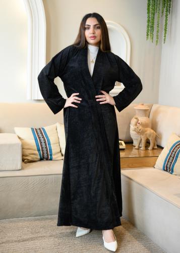 عباية لف كلاسيك مخمل سوداء سادة