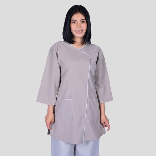 زي عاملات بتصميم أنيق