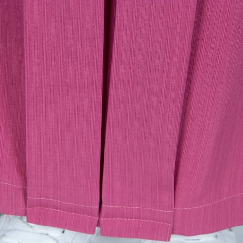 مريول مدرسي إبتدائي وردي مخطط بربطة مع قميص أبيض